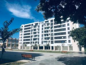 Budova, v ktorej sa apartmán nachádza