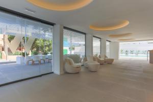 Posezení v ubytování Sunrise Suites + 8 fotografií