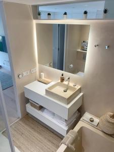 Łazienka w obiekcie Oasis Beach Apartment
