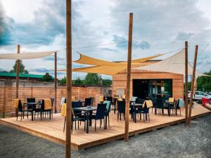 Reštaurácia alebo iné gastronomické zariadenie v ubytovaní Sport HOTEL Bečva