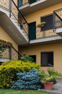 A balcony or terrace at New Inn Residence
