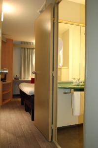 Gallery image of Ibis Auray in Auray