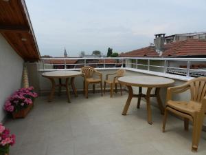 A balcony or terrace at Hagia Sophia Apartment