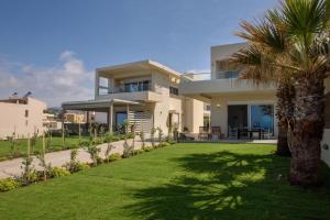 Vonkajšia záhrada v ubytovaní Thetis Beach Suites