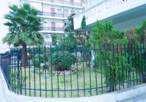 Zahrada ubytování Pine Breeze Apartment