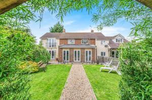 The building where the guesthouse is located 