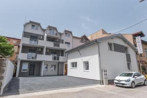Budova, kde se aparthotel nachází