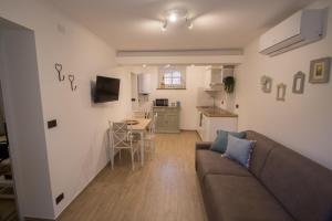 Afbeelding uit fotogalerij van Appartamento a 90 metri dal mare in Varazze