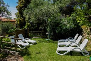 Сад в Baia Blu RTA Residence