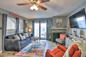 Gallery image of Relaxing Galveston Condo with Patio about 1 Mi to Beach! in Galveston