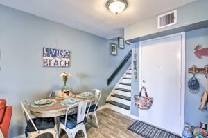 Gallery image of Relaxing Galveston Condo with Patio about 1 Mi to Beach! in Galveston