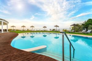 Бассейн в AP Oriental Beach - Adults Friendly или поблизости