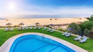 Бассейн в AP Oriental Beach - Adults Friendly или поблизости