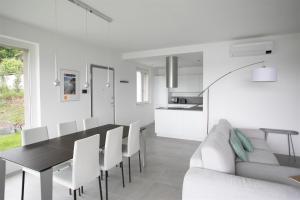 Kuchyň nebo kuchyňský kout v ubytování IseoLakeRental - Trivia Resort