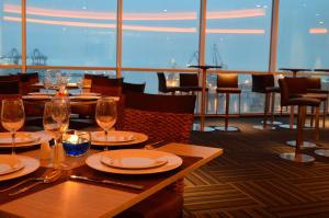 Afbeelding uit fotogalerij van Hotel Enjoy San Antonio in San Antonio