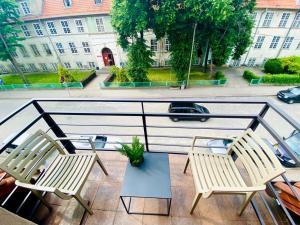A balcony or terrace at Apartament