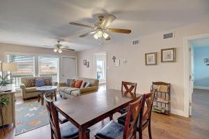 Gallery image of Under The Sea 405BH in Port Aransas