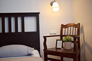 Posteľ alebo postele v izbe v ubytovaní Central Budapest Apartment in Historical Building With Free Private Parking