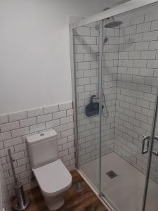 Koupelna v ubytování Apartamentos El Muelle Comillas