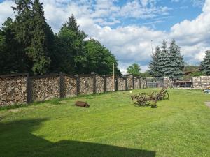 Vonkajšia záhrada v ubytovaní Agroturystyka Gęsiniec Stare Osieczno