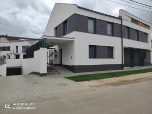 Fotografie z fotogalerie ubytování Oasis Relax Apartman v destinaci Hajdúszoboszló + 16 fotografií