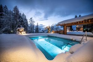 Bazén v ubytování Waldrast - Forestside Living nebo v jeho okolí