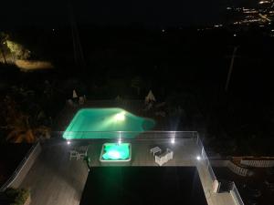 Piscina a Hotel Royal o a prop