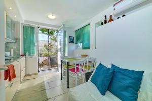 Dapur atau dapur kecil di Apartment Neno - Terrace & Parking