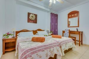 Tenerife South Apartments客房内的一张或多张床位