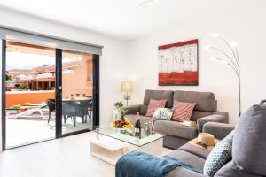 Tenerife South Apartments的休息区