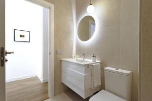 Łazienka w obiekcie Reina Sofia Boutique II