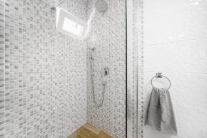 Koupelna v ubytování Apartman Sidonija + 26 fotografií