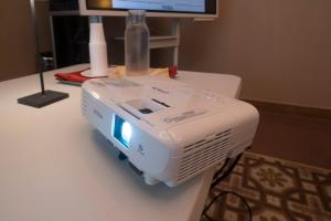 Telewizja i/lub zestaw kina domowego w obiekcie Hotel Tonic