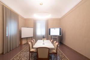 Zona de negocis o sala de conferències de Hotel Tonic