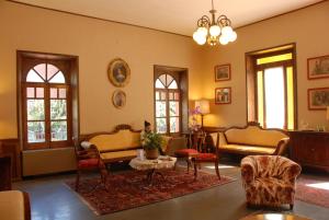 A seating area at Hotel Roma