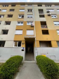 Budova, v ktorej sa apartmán nachádza