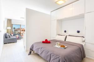 Tenerife South Apartments客房内的一张或多张床位