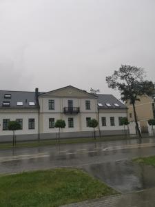 Budova, v ktorej sa apartmán nachádza