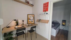 Virtuve vai virtuves zona naktsmītnē Apartman Elena - Visoka,Split