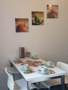 Príslušenstvo na prípravu kávy alebo čaju v ubytovaní Ferienwohnung Gmünd