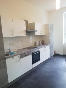 Kuchyňa alebo kuchynka v ubytovaní Ferienwohnung Gmünd