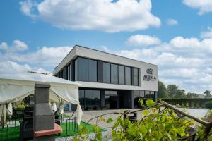 Vonkajšia záhrada v ubytovaní Aquila Hotel