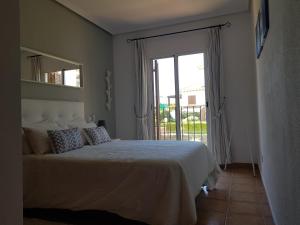 Postel nebo postele na pokoji v ubytování Cozy apartment in Vera Playa, Almeria, Andalucia, Spain + 52 fotografií