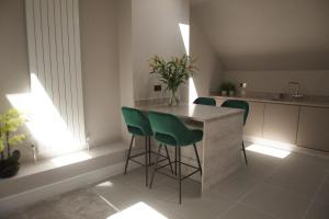 Gallery image of The Loft, Bootham House - luxury city centre apartment with parking space in York