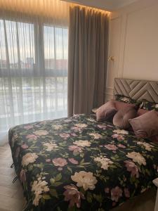 Posteľ alebo postele v izbe v ubytovaní Apartament Gdańsk przy sercu starówki całkowicie nowy 2021, beautiful apartment in the old town bulit 2021 + 37 fotografií