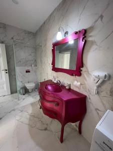 Foto dalla galleria di Boutique Hotel Enjoy a Sergeyevka