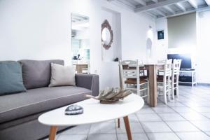 Posedenie v ubytovaní Mykonos Vibes Downtown Townhouse