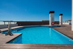 Basen w obiekcie Málaga estación centro playa lub w pobliżu