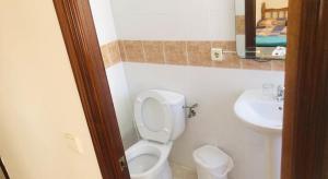 Kylpyhuone majoituspaikassa HOSTAL ALGECIRAs