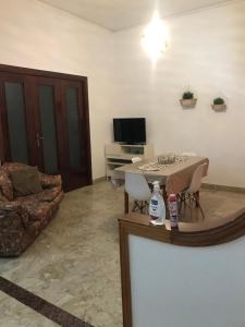 TV a/nebo společenská místnost v ubytování Comodo mini appartamento